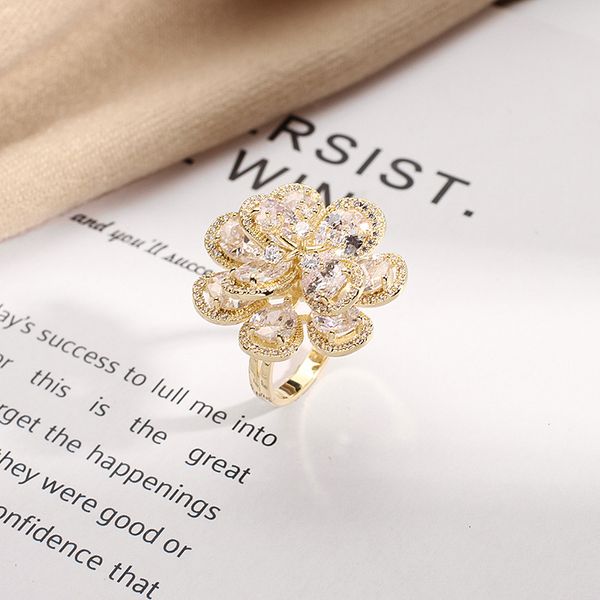 gold multi-layer flower light luxury exaggerated personality index finger versatile tail ring female, Silver
gold multi-layer flower light luxury exaggerated personality index finger versatile tail ring female, Silver