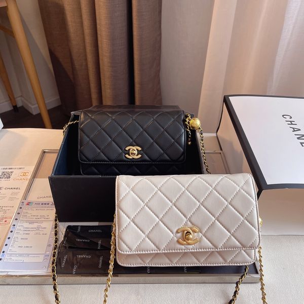 designer bags handbag totes shoulder cross body women classic mini sheepskin chains bag 19*12cm ,2 colours luxury_bagshop888 01
designer bags handbag totes shoulder cross body women classic mini sheepskin chains bag 19*12cm ,2 colours luxury_bagshop888 01