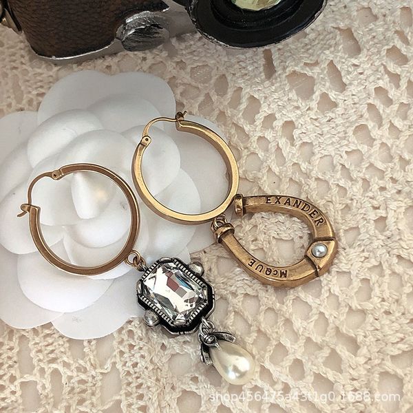 studs earrings 2021 maijia asymmetric long rhinestone pearl female style s925, Golden;silver
studs earrings 2021 maijia asymmetric long rhinestone pearl female style s925, Golden;silver
