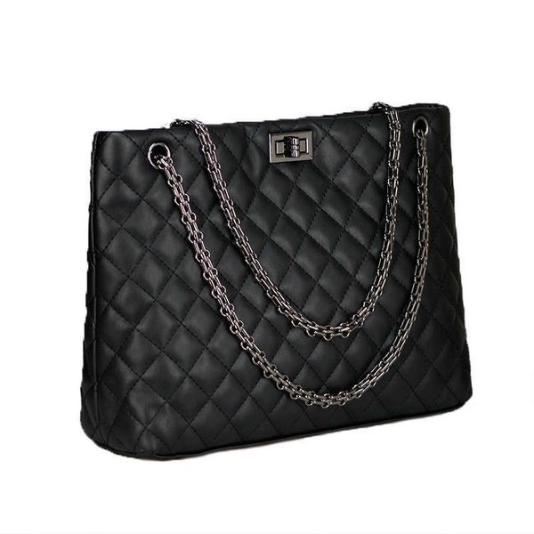 luxury brand women plaid bags large tote female handbags designer black leather big crossbody chain messenger girl
luxury brand women plaid bags large tote female handbags designer black leather big crossbody chain messenger girl
