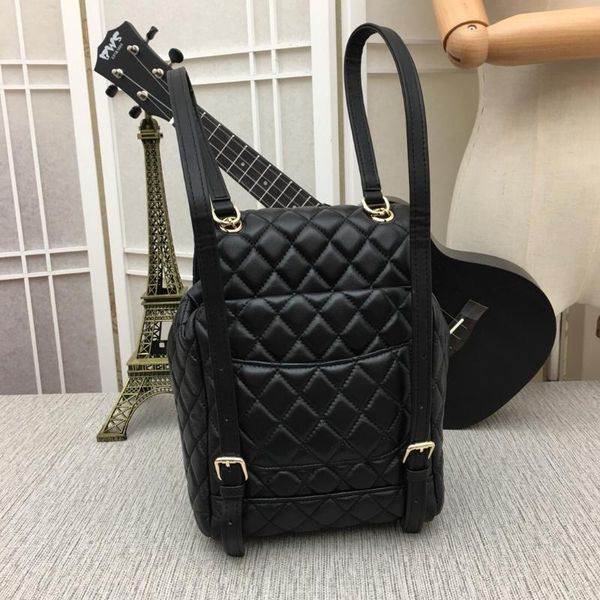 backpack 2021 designer sheepskin diamond pattern cowhide for women classical high capacity travel bag daily kna
backpack 2021 designer sheepskin diamond pattern cowhide for women classical high capacity travel bag daily kna