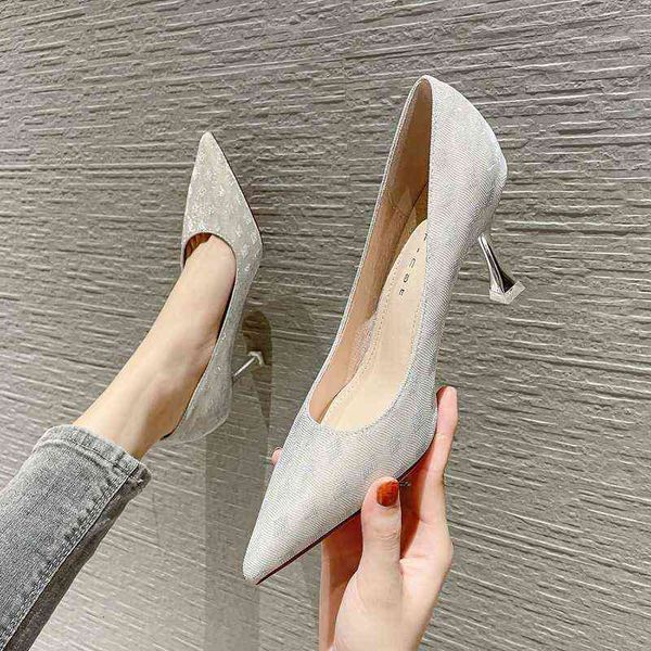 dress shoes high heels 76009 high heel's thin heels 2022 spring and summer versatile bright face pointed shallow mouth simple work shee, Black
dress shoes high heels 76009 high heel's thin heels 2022 spring and summer versatile bright face pointed shallow mouth simple work shee, Black