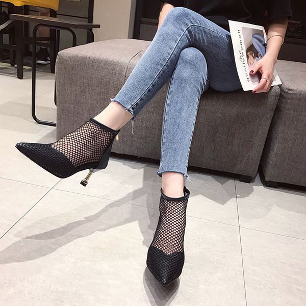 2021 new solid fashion novelty women autumn ankle air mesh hoof heels vintage short boots med pointed toe winter shoes plus size 3lj2, Black
2021 new solid fashion novelty women autumn ankle air mesh hoof heels vintage short boots med pointed toe winter shoes plus size 3lj2, Black