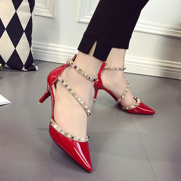 luxury dress shoes spring 2021 small pepper rivet pointed high heels thin heel sandals strap liuding spiked sho, Black
luxury dress shoes spring 2021 small pepper rivet pointed high heels thin heel sandals strap liuding spiked sho, Black