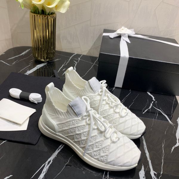 2021 luxury ladies casual shoes, high-quality laces, brand-name quality size 35-41 with box, Black
2021 luxury ladies casual shoes, high-quality laces, brand-name quality size 35-41 with box, Black