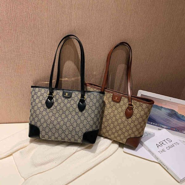 2022 handbags sale up to 50% off portable women's bag workplace white-collar work commute office bag messenger single shoulder
2022 handbags sale up to 50% off portable women's bag workplace white-collar work commute office bag messenger single shoulder