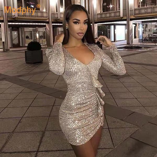 casual dresses 2021 elegant sequined women's mini dress v-neck long sleeve ruffle bodycon club celebrity evening party vestidos, Black;gray
casual dresses 2021 elegant sequined women's mini dress v-neck long sleeve ruffle bodycon club celebrity evening party vestidos, Black;gray