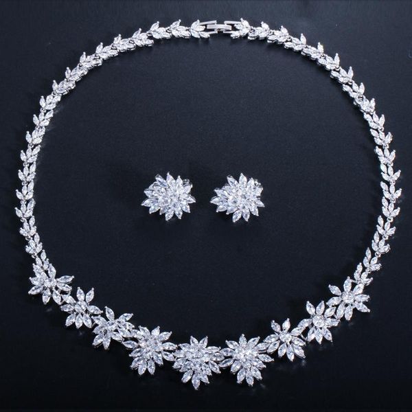 threegraces luxury female party costume jewelry cubic zircon flower necklace and clip on earrings sets for women js102, Silver
threegraces luxury female party costume jewelry cubic zircon flower necklace and clip on earrings sets for women js102, Silver