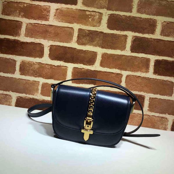 7a+designers 2021 the new series shoulder bag cover plain 615965 genuine leather versatile interior slot pocket fashion atmosphere delicate
7a+designers 2021 the new series shoulder bag cover plain 615965 genuine leather versatile interior slot pocket fashion atmosphere delicate