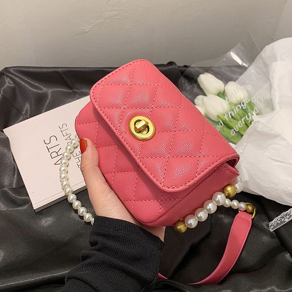 pearl chain small bag messenger summer wave 2021 female new rhombus fashion all-match square ctccx
pearl chain small bag messenger summer wave 2021 female new rhombus fashion all-match square ctccx