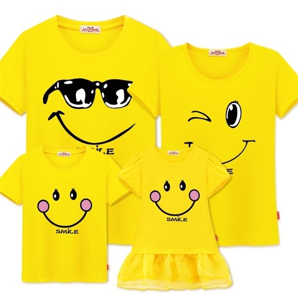 family matching clothes mother daughter clothes outfits cotton casual t-shirts look father and son mommy me clothing 210724, Blue
family matching clothes mother daughter clothes outfits cotton casual t-shirts look father and son mommy me clothing 210724, Blue
