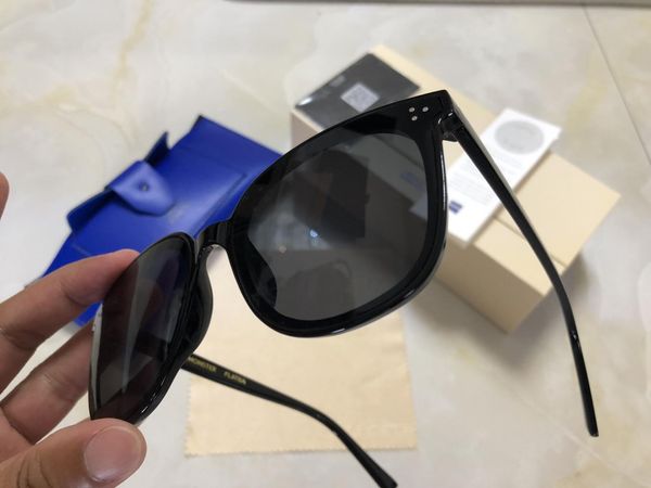 2021 women fashion sunglasses sun bye sunglass jack vintage eyewear elegant lady monster gentle glasses original package1 nbmnt, Silver
2021 women fashion sunglasses sun bye sunglass jack vintage eyewear elegant lady monster gentle glasses original package1 nbmnt, Silver