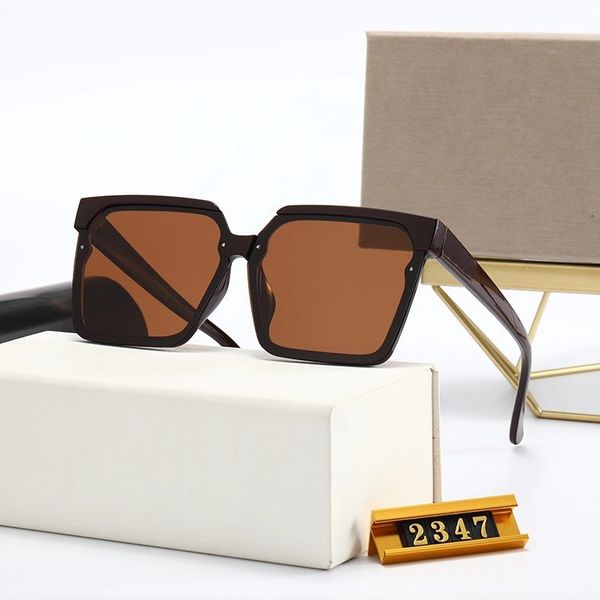 luxury 2021 brand polarized men's and women's sunglasses fashion designer uv400 glasses metal frame lens box, White;black
luxury 2021 brand polarized men's and women's sunglasses fashion designer uv400 glasses metal frame lens box, White;black