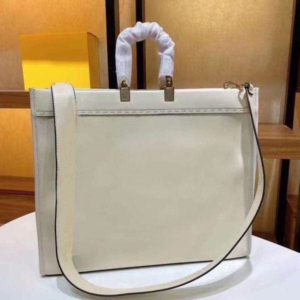 5a+ luxury new trill web celebrity custom tote cowhide lapbags fashionable men and women with money
5a+ luxury new trill web celebrity custom tote cowhide lapbags fashionable men and women with money