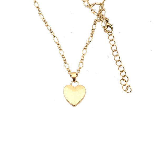 2021 korean version of luxury brand heart-shaped pendant necklace alloy love clavicle chain fashion design women party accessories, Silver
2021 korean version of luxury brand heart-shaped pendant necklace alloy love clavicle chain fashion design women party accessories, Silver