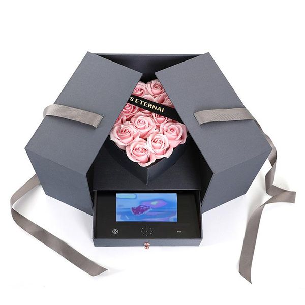 customized luxury 7 inch gift lcd screen video box for advertising birthday party
customized luxury 7 inch gift lcd screen video box for advertising birthday party