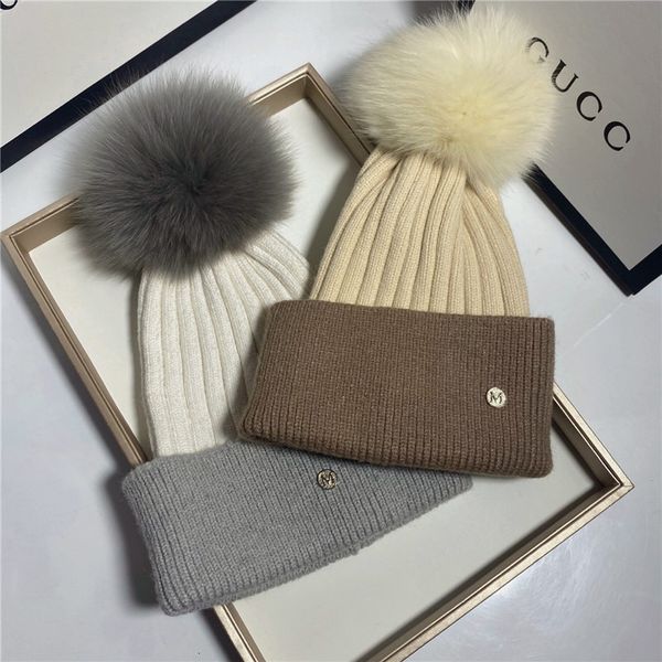 hat girl autumn and winter mink hair ball knitted college students often lose age 100 with warm wool hat, Yellow
hat girl autumn and winter mink hair ball knitted college students often lose age 100 with warm wool hat, Yellow