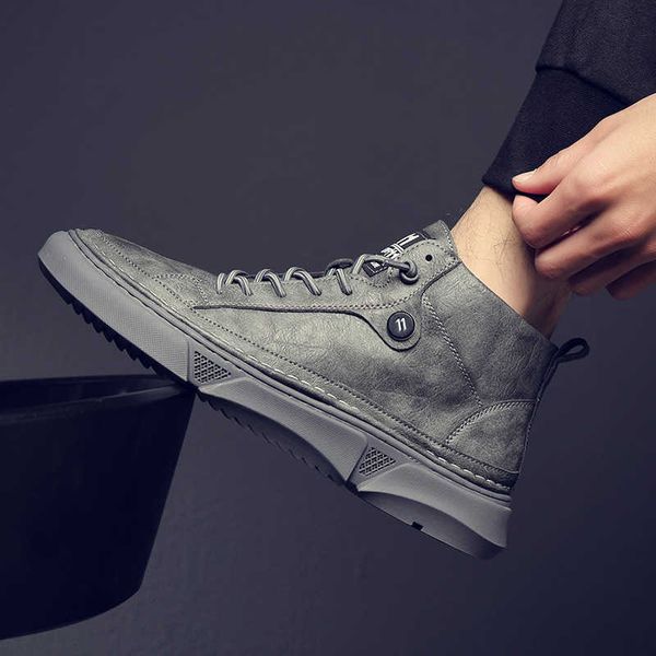 spring and summer casual leather sho men's short boots board work cloth martin versatile fashion
spring and summer casual leather sho men's short boots board work cloth martin versatile fashion