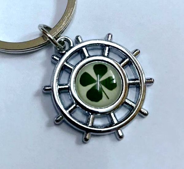 yqtdmy 10 pcs personalized real four leaf clover classic rudder shamrock keychain, Slivery;golden
yqtdmy 10 pcs personalized real four leaf clover classic rudder shamrock keychain, Slivery;golden