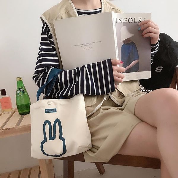 evening bags cartoon duck printing pattern canvas bag casual tote handbag students cute japan and korea ins shoulder 2021
evening bags cartoon duck printing pattern canvas bag casual tote handbag students cute japan and korea ins shoulder 2021