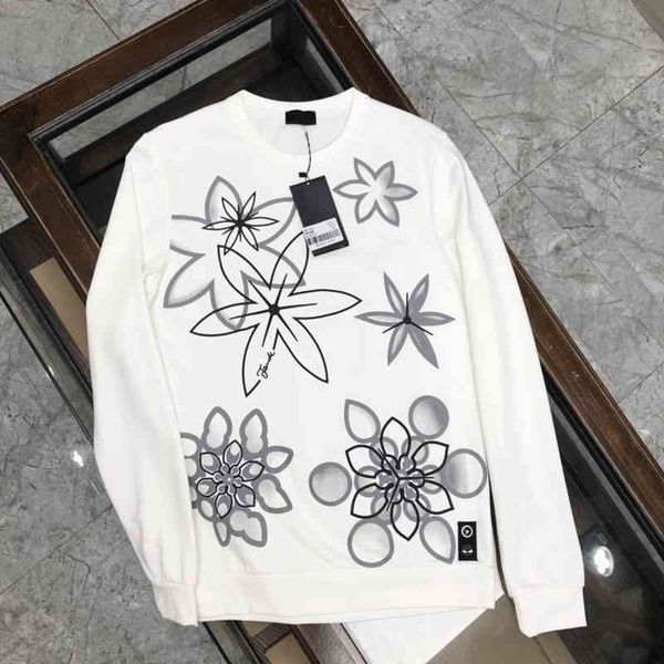 correct version european spring and autumn tide brand small monster embroidered flower men's slim round neck pullover sweater, Black
correct version european spring and autumn tide brand small monster embroidered flower men's slim round neck pullover sweater, Black