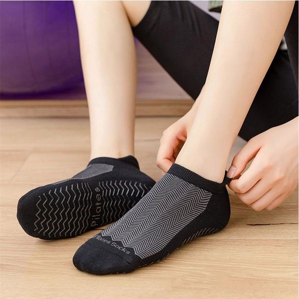 sports socks women pilates ladies ankle ballet dance cotton breathable anti-slip yoga for gym fitness, Black
sports socks women pilates ladies ankle ballet dance cotton breathable anti-slip yoga for gym fitness, Black