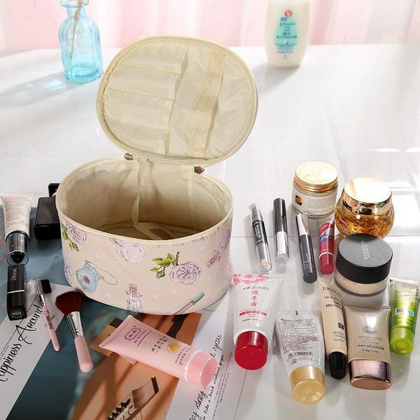 1pc lightweight and portable home ladies cosmetic bag spray painting cosmetics storage bag multi functional handbag
1pc lightweight and portable home ladies cosmetic bag spray painting cosmetics storage bag multi functional handbag