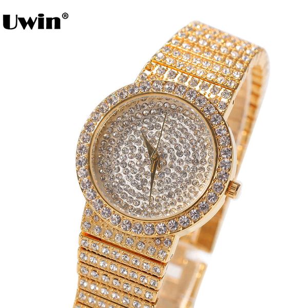 uwin 2021 new wrist es women round dial stainless steel belt aaa iced out cubic zirconia watch for drop shipping, Slivery;brown
uwin 2021 new wrist es women round dial stainless steel belt aaa iced out cubic zirconia watch for drop shipping, Slivery;brown