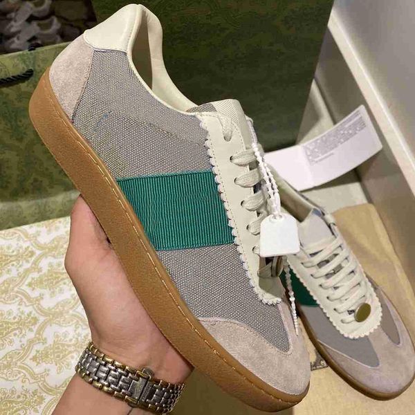 casual shoes sneakers designer men triple s women shoe leisure lace-up colors white black size 35-46 screener webbing with box dust bag
casual shoes sneakers designer men triple s women shoe leisure lace-up colors white black size 35-46 screener webbing with box dust bag