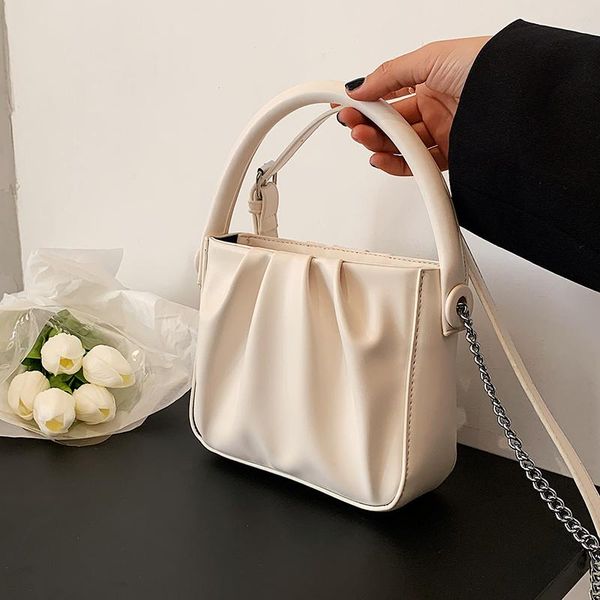 evening bags designer soft pu leather crossbody for women 2021 simple luxury silver chain shoulder handbags female trendy
evening bags designer soft pu leather crossbody for women 2021 simple luxury silver chain shoulder handbags female trendy