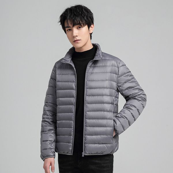 2021 autumn and winter new men's stand collar sports leisure short lightweight brand white duck down et, Black
2021 autumn and winter new men's stand collar sports leisure short lightweight brand white duck down et, Black