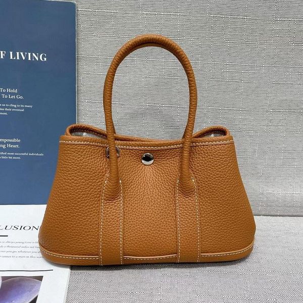 evening bags female bag 20/25cm cow leather garden small mini magnetic buckle portable messenger tote
evening bags female bag 20/25cm cow leather garden small mini magnetic buckle portable messenger tote