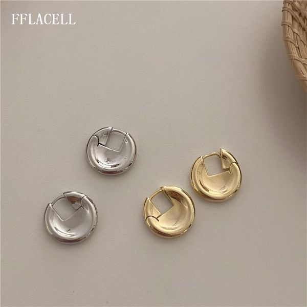 fflacell 2021 retro simple geometric stitching abstract u-shaped drop-shaped irregular exaggerated metal earrings party jewelry, Golden;silver
fflacell 2021 retro simple geometric stitching abstract u-shaped drop-shaped irregular exaggerated metal earrings party jewelry, Golden;silver