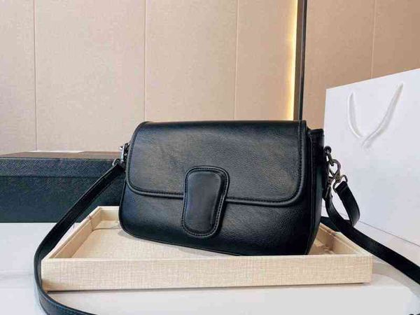 shoulder bags women crossbody messenger soft handbag fashion genuine leather purses lady wallet 1104
shoulder bags women crossbody messenger soft handbag fashion genuine leather purses lady wallet 1104
