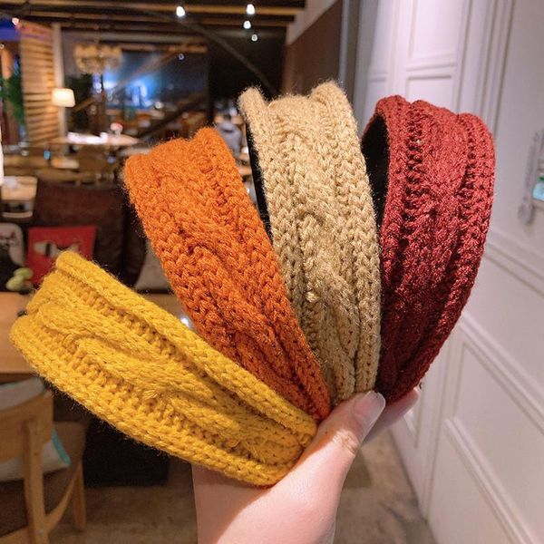 hair accessories korean version of simple woolen headband, fashionable and versatile autumn winter broad-brimmed headdress
hair accessories korean version of simple woolen headband, fashionable and versatile autumn winter broad-brimmed headdress
