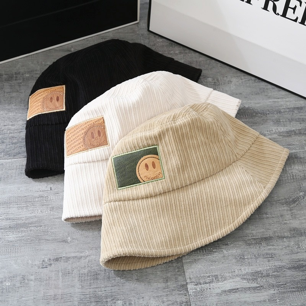 corduroy splice smiling face fisherman hat female japan department warm bucket hat winter korean version lovely corduroy basin hats, Blue;gray
corduroy splice smiling face fisherman hat female japan department warm bucket hat winter korean version lovely corduroy basin hats, Blue;gray