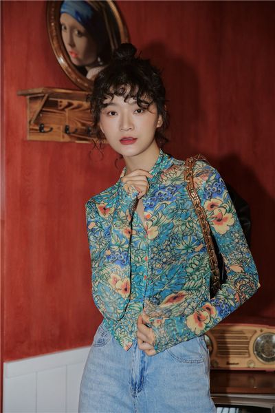 2021 new fall women mesh dragon print shirt long sleeve button up see through fashion designer clothing o1c0, White
2021 new fall women mesh dragon print shirt long sleeve button up see through fashion designer clothing o1c0, White