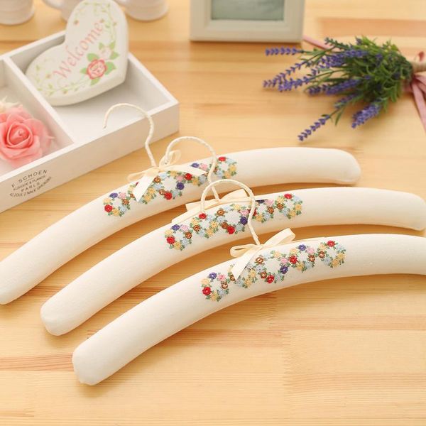 hangers & racks 5pcs/lot 41cm lace wedding dress rack. high - grade clothing store anti-skid elegant hanger
hangers & racks 5pcs/lot 41cm lace wedding dress rack. high - grade clothing store anti-skid elegant hanger