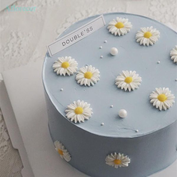 small daisies flower silicone mold perfect fondant molds for cakes cupcakes cookies sugarpaste cake decorating tools
small daisies flower silicone mold perfect fondant molds for cakes cupcakes cookies sugarpaste cake decorating tools