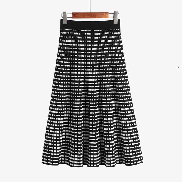 2021 new knit large size ladies' mm thick grid knitted skirts joker micro fat big tall waist long pleated skirt m5ae, Black
2021 new knit large size ladies' mm thick grid knitted skirts joker micro fat big tall waist long pleated skirt m5ae, Black