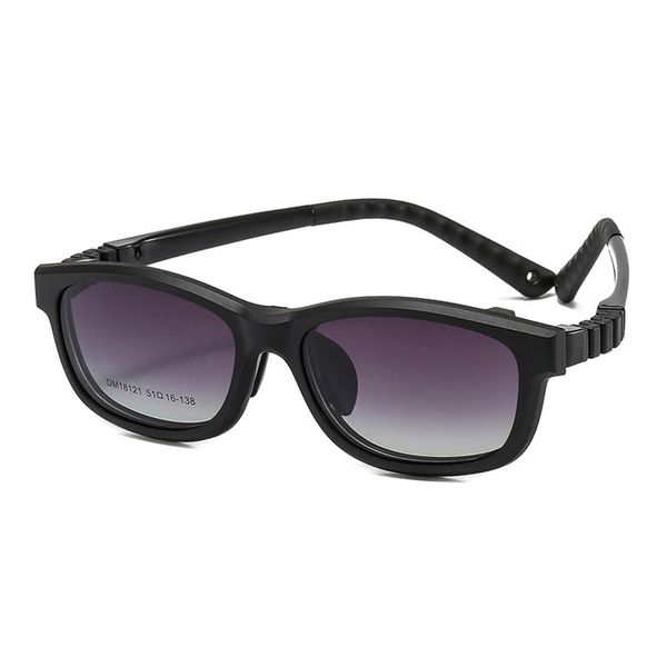 sunglasses doisyer children's detachable sleeve multipurpose polarizing can be used as an anti-blue lens
sunglasses doisyer children's detachable sleeve multipurpose polarizing can be used as an anti-blue lens