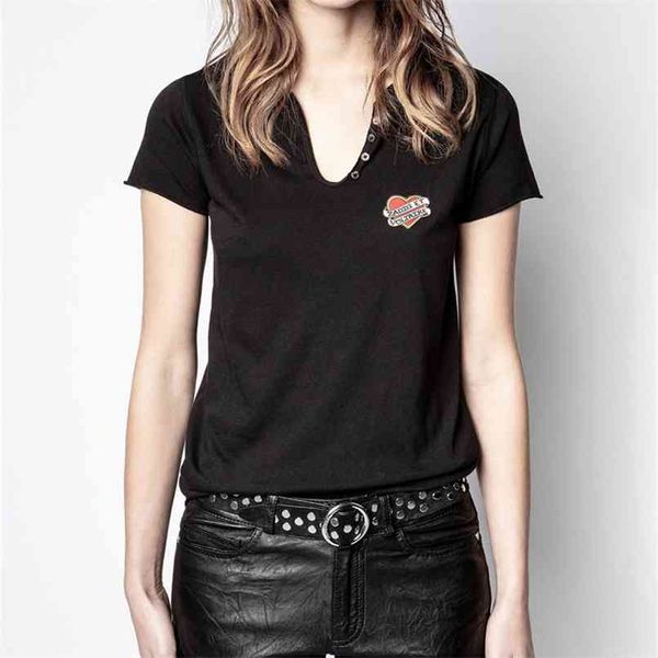 100% cotton women's u-neck tshirt letter heart embroidery button white black gray simple tees summer 210708
100% cotton women's u-neck tshirt letter heart embroidery button white black gray simple tees summer 210708
