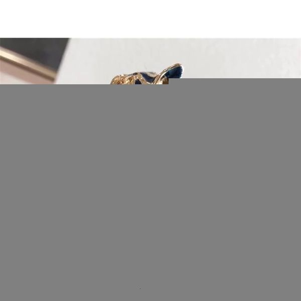 designer new fashion mens belts luxury buckle genuine leather belts for women waist belt for gift, Black;brown
designer new fashion mens belts luxury buckle genuine leather belts for women waist belt for gift, Black;brown