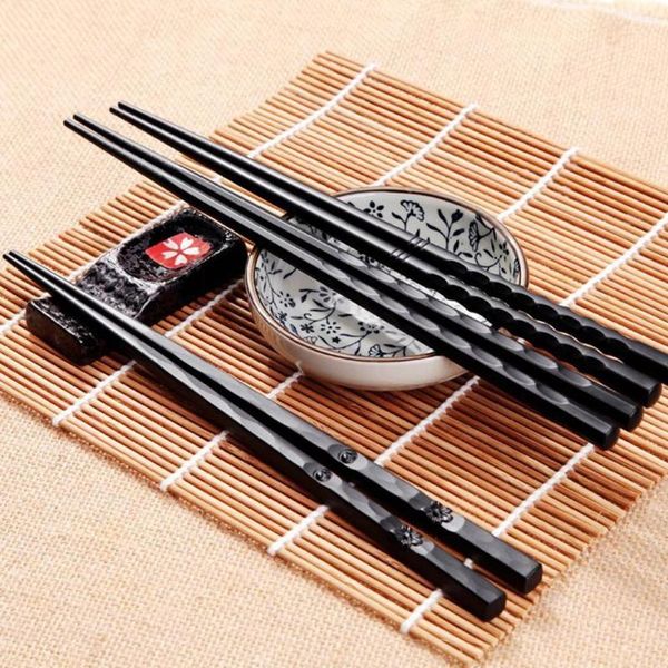 unique 1 pair alloy japanese chopsticks sushi sticks chopsticks reusable stick kitchen home gift tableware
unique 1 pair alloy japanese chopsticks sushi sticks chopsticks reusable stick kitchen home gift tableware