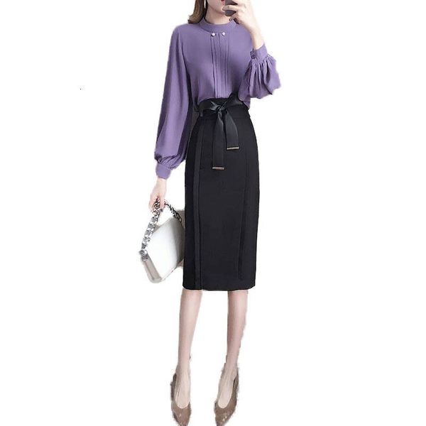 2021 new fashion spring women casual ol 2 two piece set female blouse and skirt suits ensemble femme slim tracksuit clothing 72ol3d, Black;gray
2021 new fashion spring women casual ol 2 two piece set female blouse and skirt suits ensemble femme slim tracksuit clothing 72ol3d, Black;gray