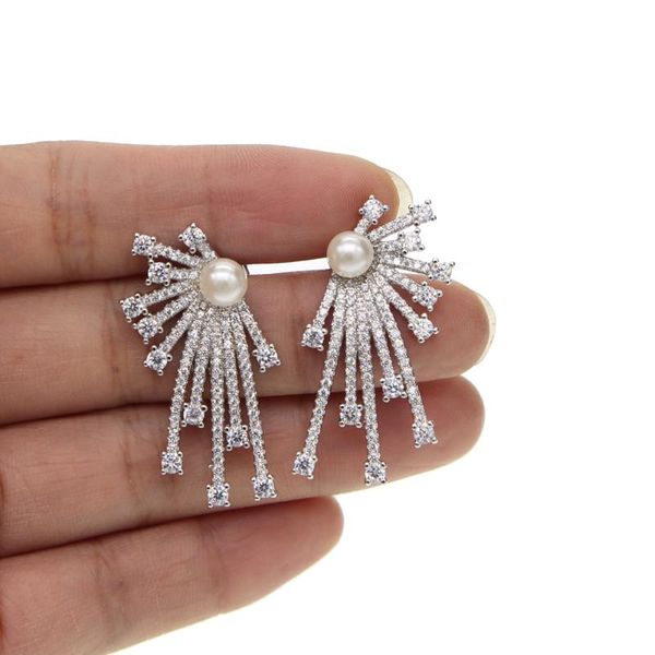 stud trending luxury european women earrings multi cz bar sun burst fashion design sparing bling pear studs for, Golden;silver
stud trending luxury european women earrings multi cz bar sun burst fashion design sparing bling pear studs for, Golden;silver