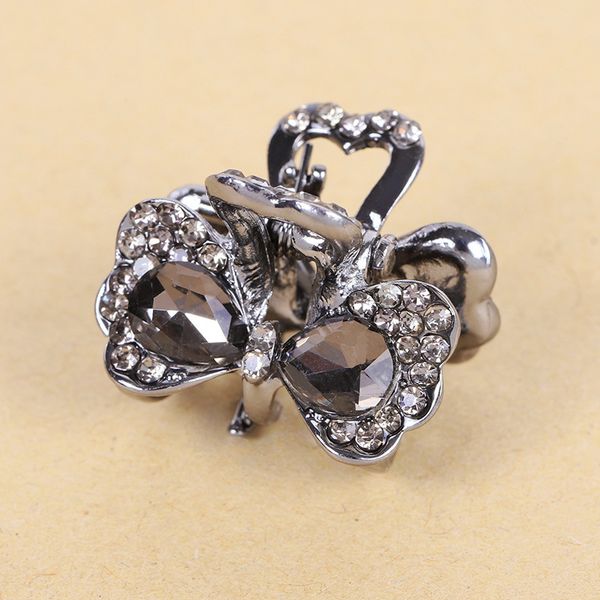 factory wholesale rhinestone small bangs ins versatile mini grab clip children's headdress hair accessories hea/rtsch/rome
factory wholesale rhinestone small bangs ins versatile mini grab clip children's headdress hair accessories hea/rtsch/rome