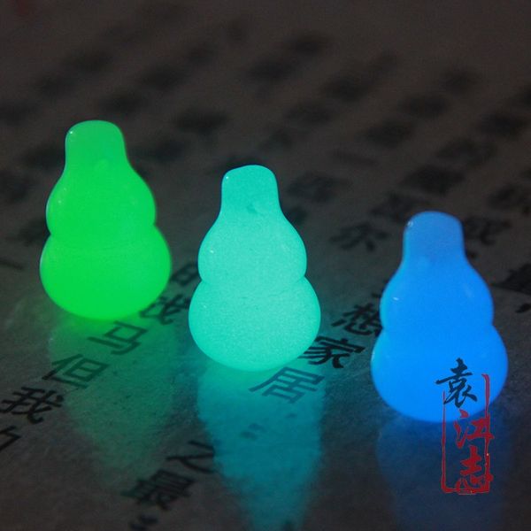 natural boutique beast fluorescent pendant necklace glowing jade gourd safety button pendant for men women, Red;blue
natural boutique beast fluorescent pendant necklace glowing jade gourd safety button pendant for men women, Red;blue