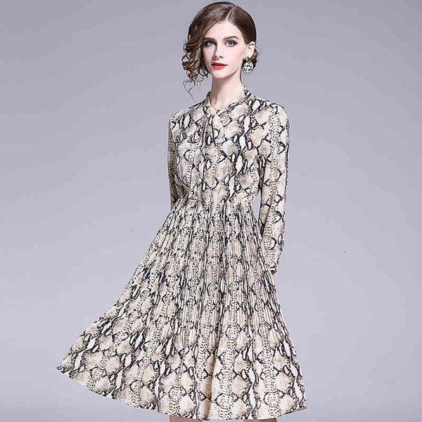 casual dresses primavera e vero feminino imprimir chiffon fino a-word vestidos para as mulheres manga longa marca vestido menina vestitoens, Black;gray
casual dresses primavera e vero feminino imprimir chiffon fino a-word vestidos para as mulheres manga longa marca vestido menina vestitoens, Black;gray