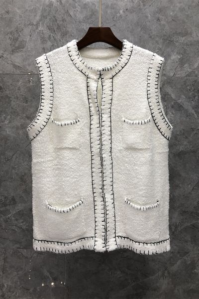 korean style temperament wild wool knitted womens vests autumn european goods new niche coat 9z, Black;white
korean style temperament wild wool knitted womens vests autumn european goods new niche coat 9z, Black;white
